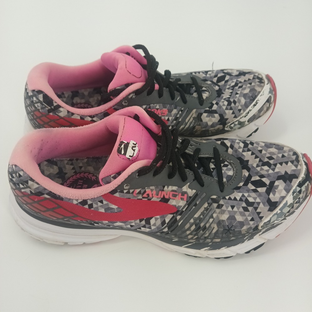 Brooksโ Launch 3 Womens Running Shoes Pink Grey Geometric Mosaic DNA Sneakers